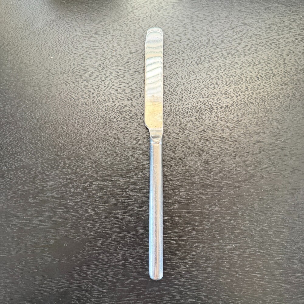 Mikasa Zena Satin Butter Spreader Knife 18/10 Stainless Steel Korea‎